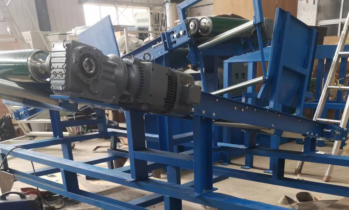 物流傳送帶輸送機(jī)介紹 