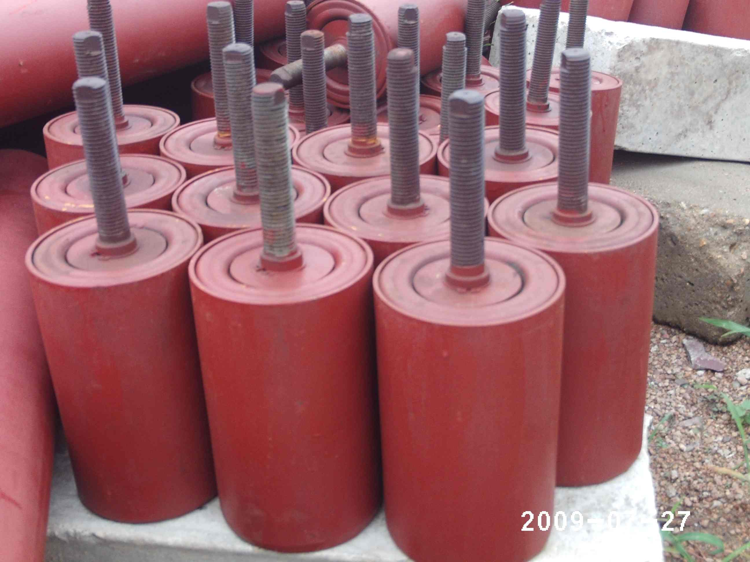 東營輸送機托輥廠家